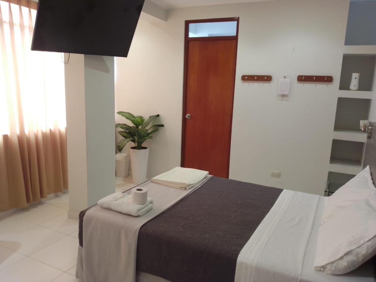 Millennium Hotel Corporative San Vicente de Cañete Esterno foto